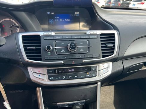 Used 2015 Honda Accord LX image 30