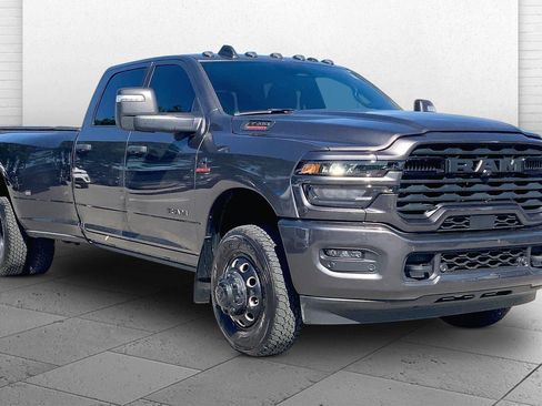 Used 2026 RAM 3500 Big Horn AWD/4WD image 1
