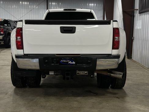Used 2009 Chevrolet Silverado 3500 LTZ w/ LTZ Plus Package image 2