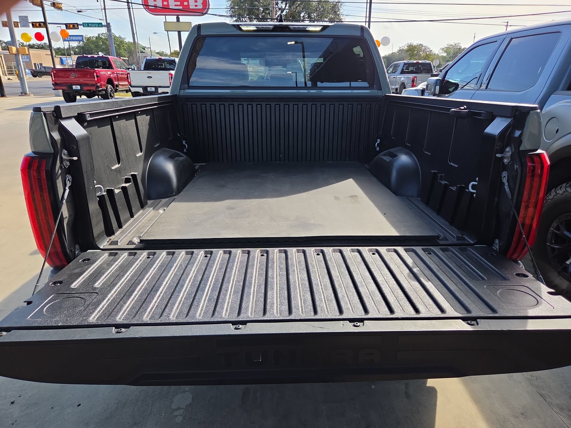 Used 2023 Toyota Tundra SR5 w/ TRD Off-Road Premium Package AWD/4WD image 18