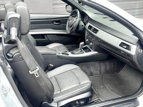 Used 2012 BMW 328i Convertible RWD image 13