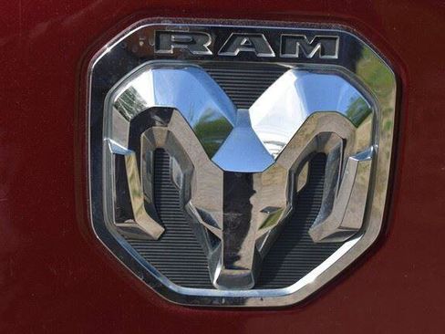 Used 2020 RAM 1500 Laramie AWD/4WD image 23