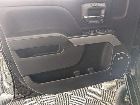 Used 2017 Chevrolet Silverado 1500 LTZ Z71 w/ LTZ Plus Package image 10