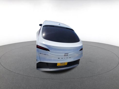 Used 2025 Buick Envista Preferred image 7