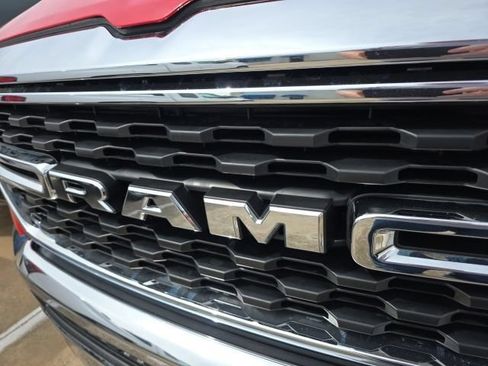 Used 2022 RAM 1500 Big Horn AWD/4WD image 9