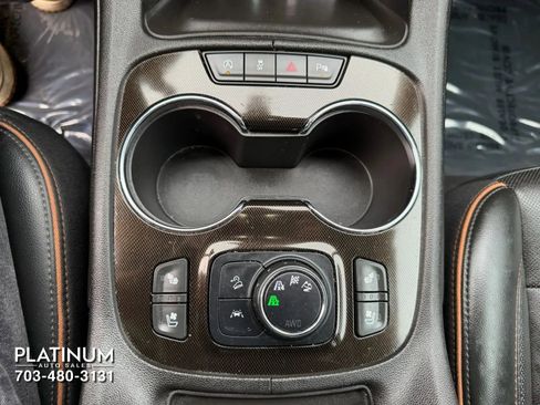 Used 2022 GMC Acadia AT4 w/ Preferred Package image 12