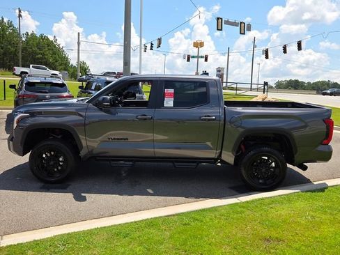 New 2026 Toyota Tundra SR5 AWD/4WD image 4