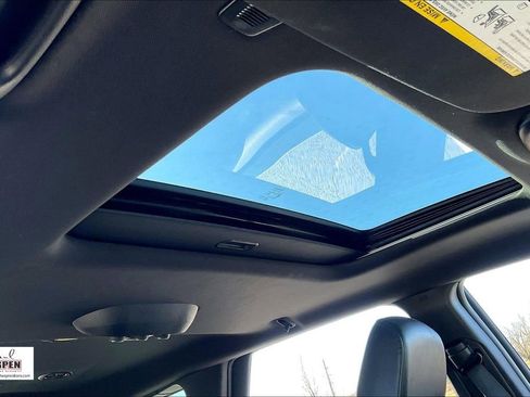 Used 2024 Dodge Durango GT image 21