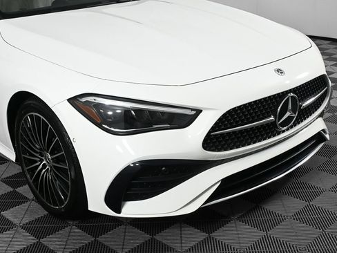 Certified 2024 Mercedes-Benz CLE 450 4MATIC Cabriolet image 33