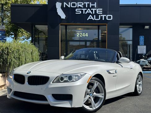 Used 2016 BMW Z4 sDrive28i RWD image 2