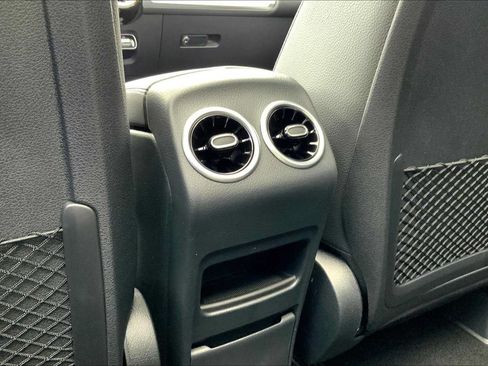 Certified 2026 Mercedes-Benz GLB 250 4MATIC image 22