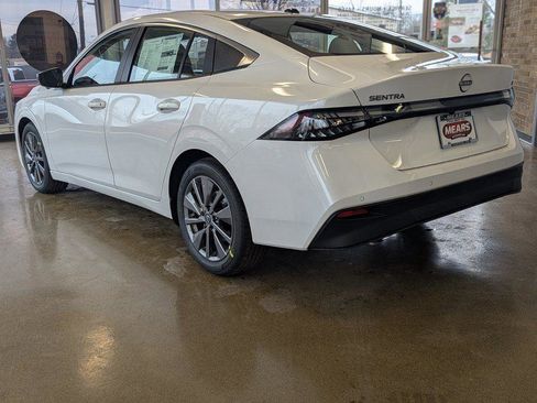 New 2026 Nissan Sentra SL w/ Floor Mat Package FWD image 3