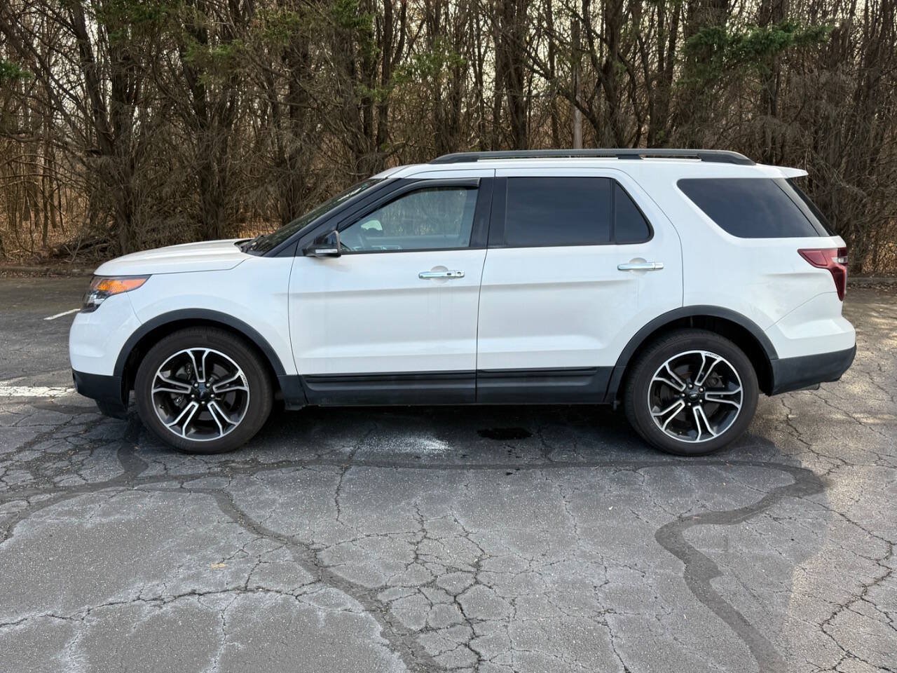 Used 2014 Ford Explorer Sport w/ Equipment Group 401A AWD/4WD image 4