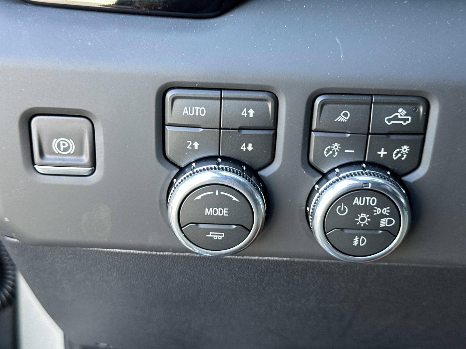 New 2026 GMC Sierra 2500 Denali Ultimate AWD/4WD image 22