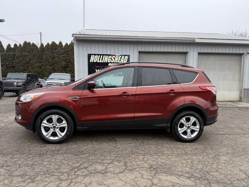 Used 2016 Ford Escape SE w/ Equipment Group 201A image 8