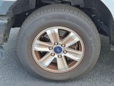 Used 2018 Ford F150 XL w/ Equipment Group 101A Mid RWD image 10