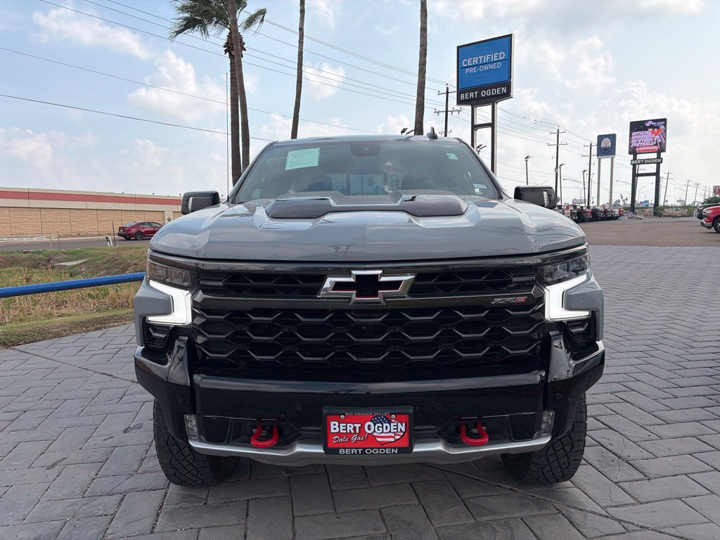 Used 2025 Chevrolet Silverado 1500 ZR2 w/ Technology Package AWD/4WD image 2