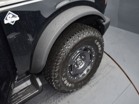 New 2025 Ford Bronco Outer Banks w/ Sasquatch Package image 17