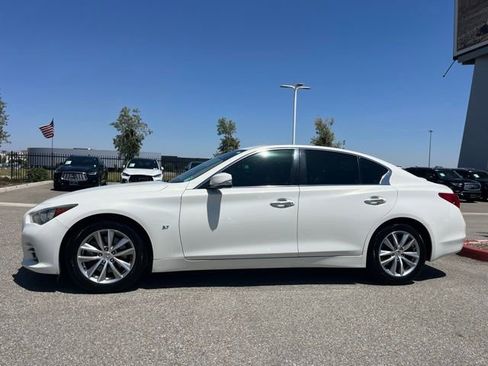 Used 2015 INFINITI Q50 w/ Moonroof Package RWD image 2