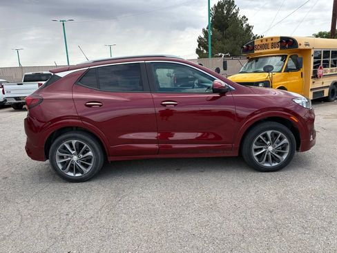 Used 2023 Buick Encore GX Select w/ Sport Touring Package AWD/4WD image 5