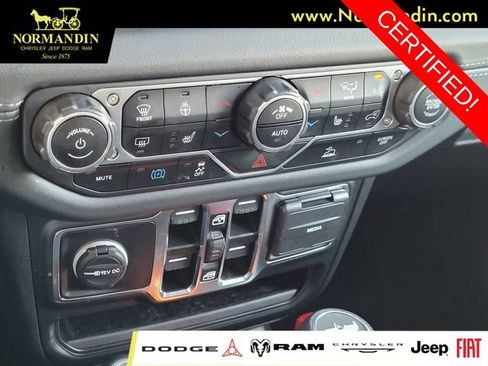 Certified 2024 Jeep Wrangler Unlimited Sahara AWD/4WD image 11