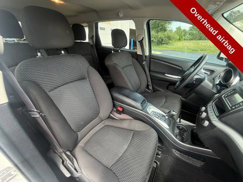 Used 2017 Dodge Journey SE FWD image 42