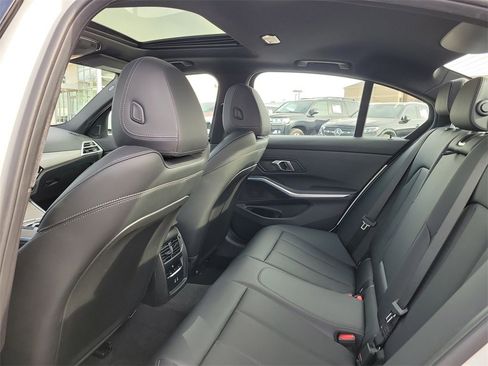 Used 2025 BMW 330i xDrive Sedan image 13