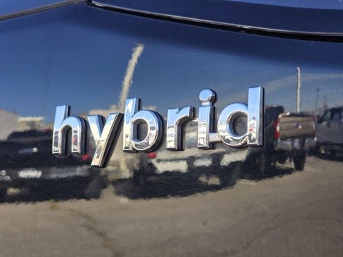 Used 2020 Hyundai Ioniq Limited image 25