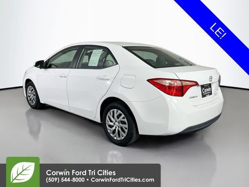 Used 2019 Toyota Corolla LE FWD image 11