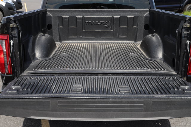Used 2025 Ford F150 XLT w/ Equipment Group 301A Standard AWD/4WD image 6