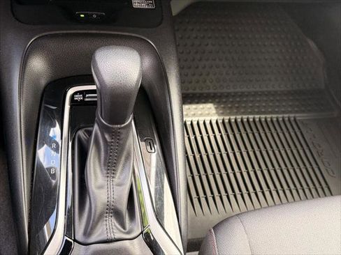 Certified 2025 Toyota Corolla SE w/ SE Premium Package FWD image 24