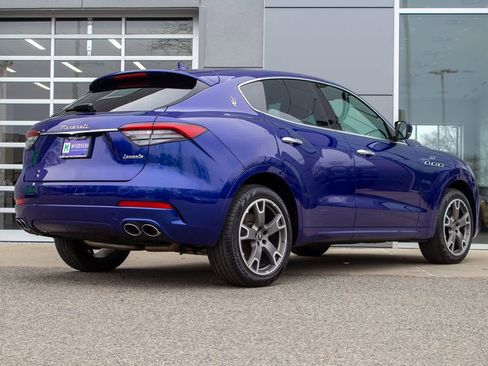 Used 2023 Maserati Levante GT AWD/4WD image 10