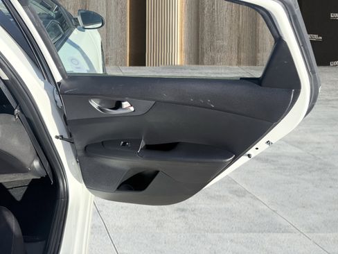 Used 2020 Kia Forte LXS image 54