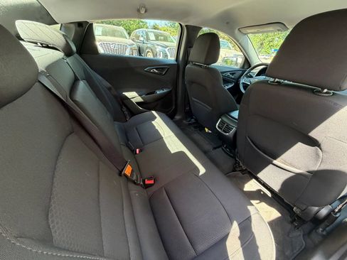Used 2016 Chevrolet Malibu LT FWD image 13