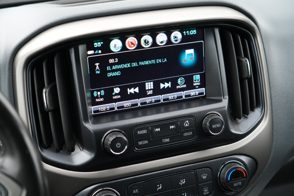 Used 2018 Chevrolet Colorado Z71 AWD/4WD image 19