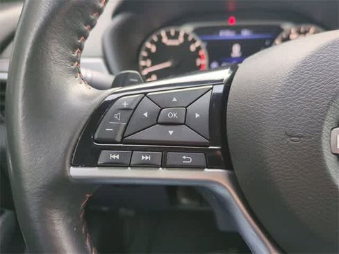 Used 2024 Nissan Altima 2.5 SR image 23