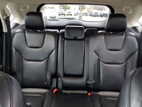 Used 2020 Ford Edge Titanium w/ Equipment Group 301A image 13