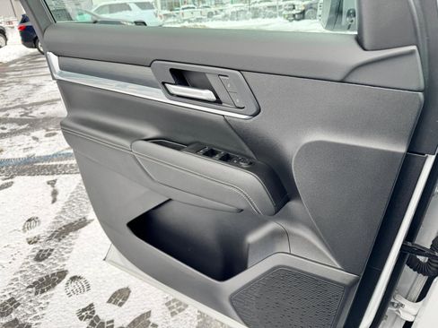 Used 2025 GMC Terrain Elevation image 25