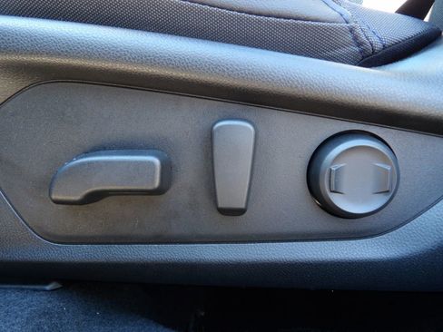 Used 2025 Subaru Forester Premium w/ Convenience Package #1 image 14