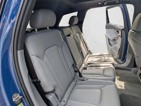 Used 2024 Audi Q7 3.0T Prestige AWD/4WD image 18