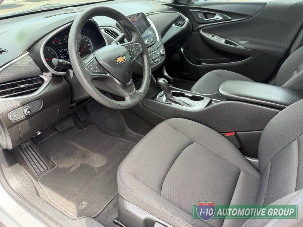 Used 2020 Chevrolet Malibu LS FWD image 21