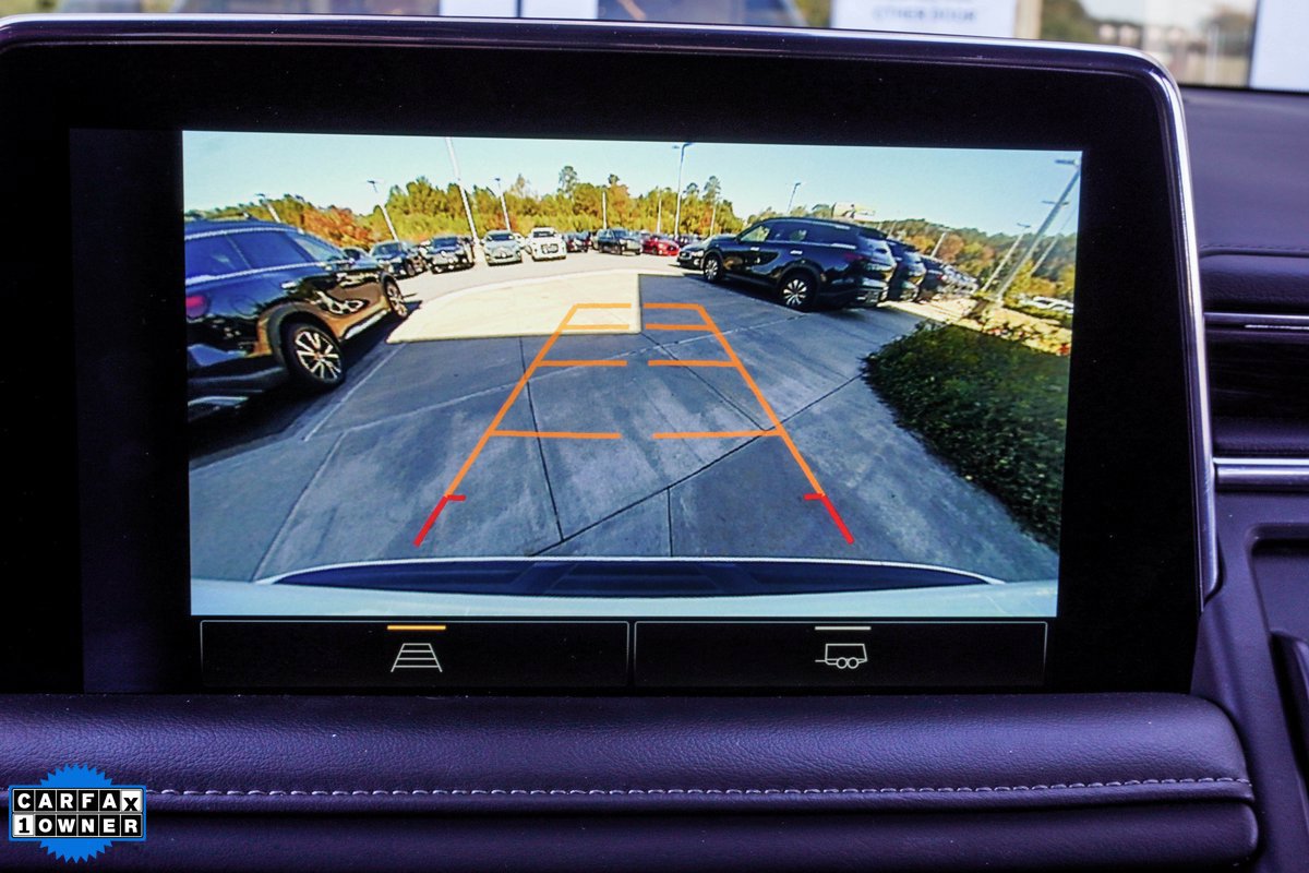 Used 2024 Chevrolet Suburban LT RWD image 27