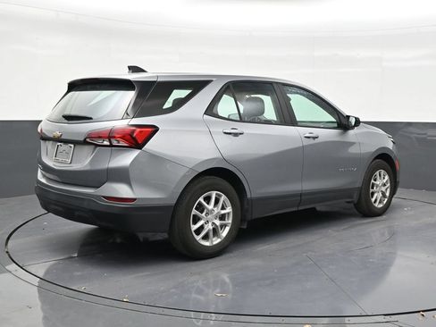 Used 2024 Chevrolet Equinox LS FWD image 5
