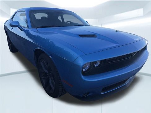 Used 2023 Dodge Challenger SXT w/ Blacktop Package image 5