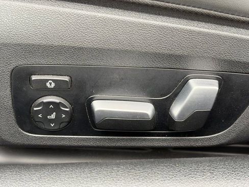 Certified 2025 BMW 840i xDrive Coupe w/ Driving Assistance Package image 31