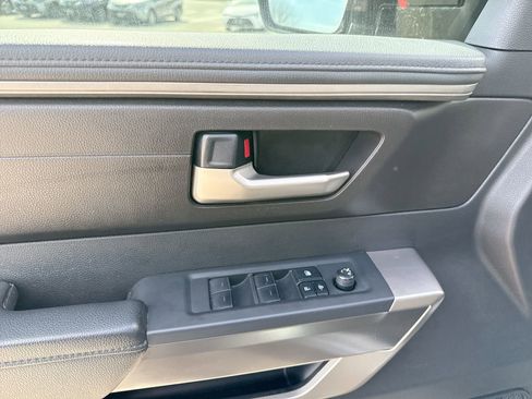 Used 2022 Toyota Tundra SR5 image 15