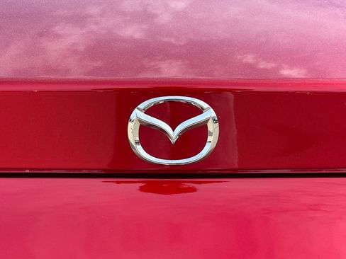 Used 2023 MAZDA MX-5 Miata Sport image 46