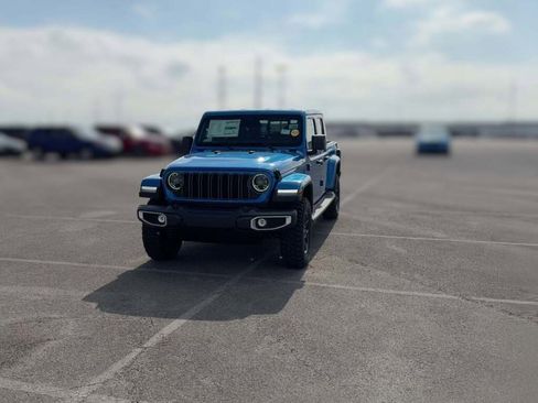 New 2026 Jeep Gladiator Sport image 3