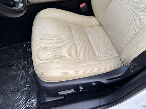 Used 2016 Lexus IS 350 w/ Premium Package RWD image 15