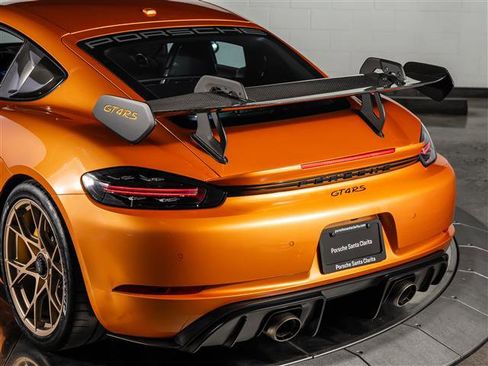 Certified 2023 Porsche 718 Cayman GT4 RS image 33